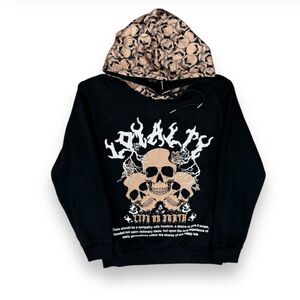 Focus Loyalty Skulls Hoodie Black - Size M